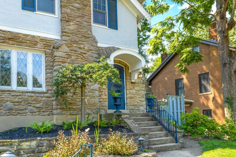 3207 Hardisty Avenue, Cincinnati, OH 45208 - #2