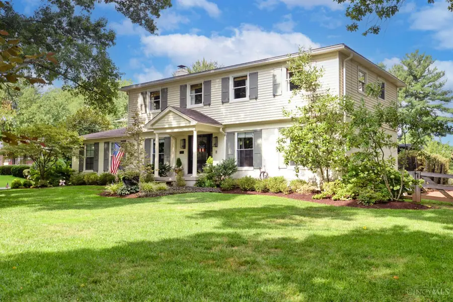 7711 Stonehenge Drive, Montgomery, OH 45242 - #3