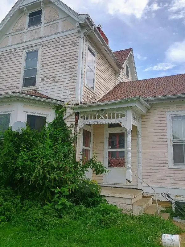 200 E Eighth Street, Manchester, OH 45144