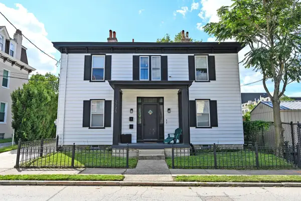 2725 Hackberry Street, Cincinnati, OH 45206