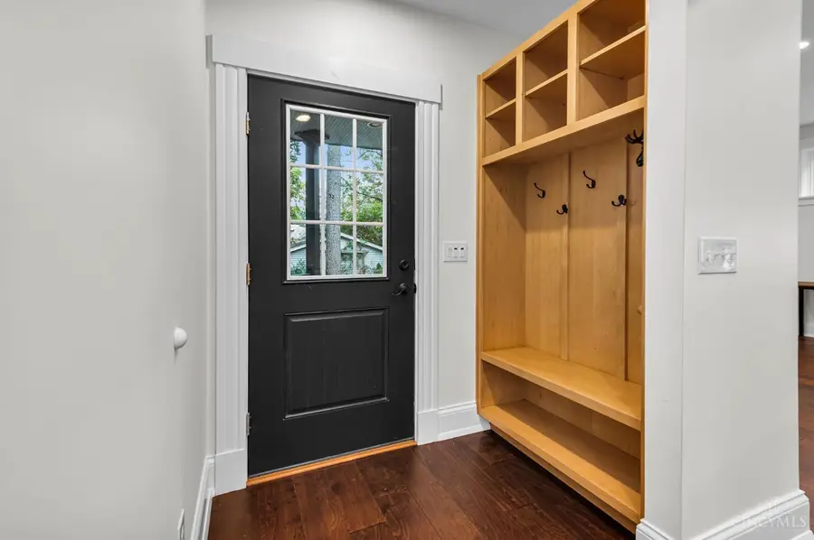 3420 Stettinius Avenue, Cincinnati, OH 45208 - #3