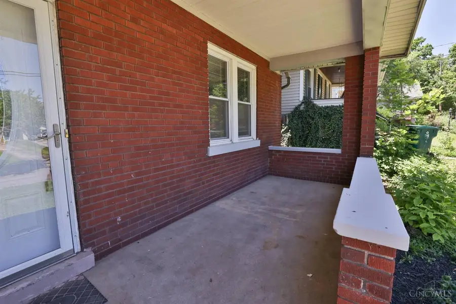 3317 Hildreth Avenue, Cincinnati, OH 45211 - #3