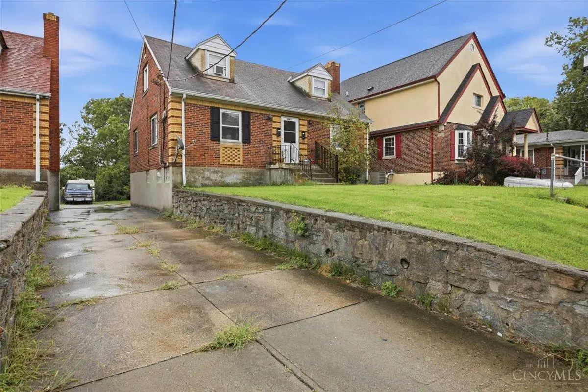 2282 Baltimore Avenue, Cincinnati, OH 45225 - #1