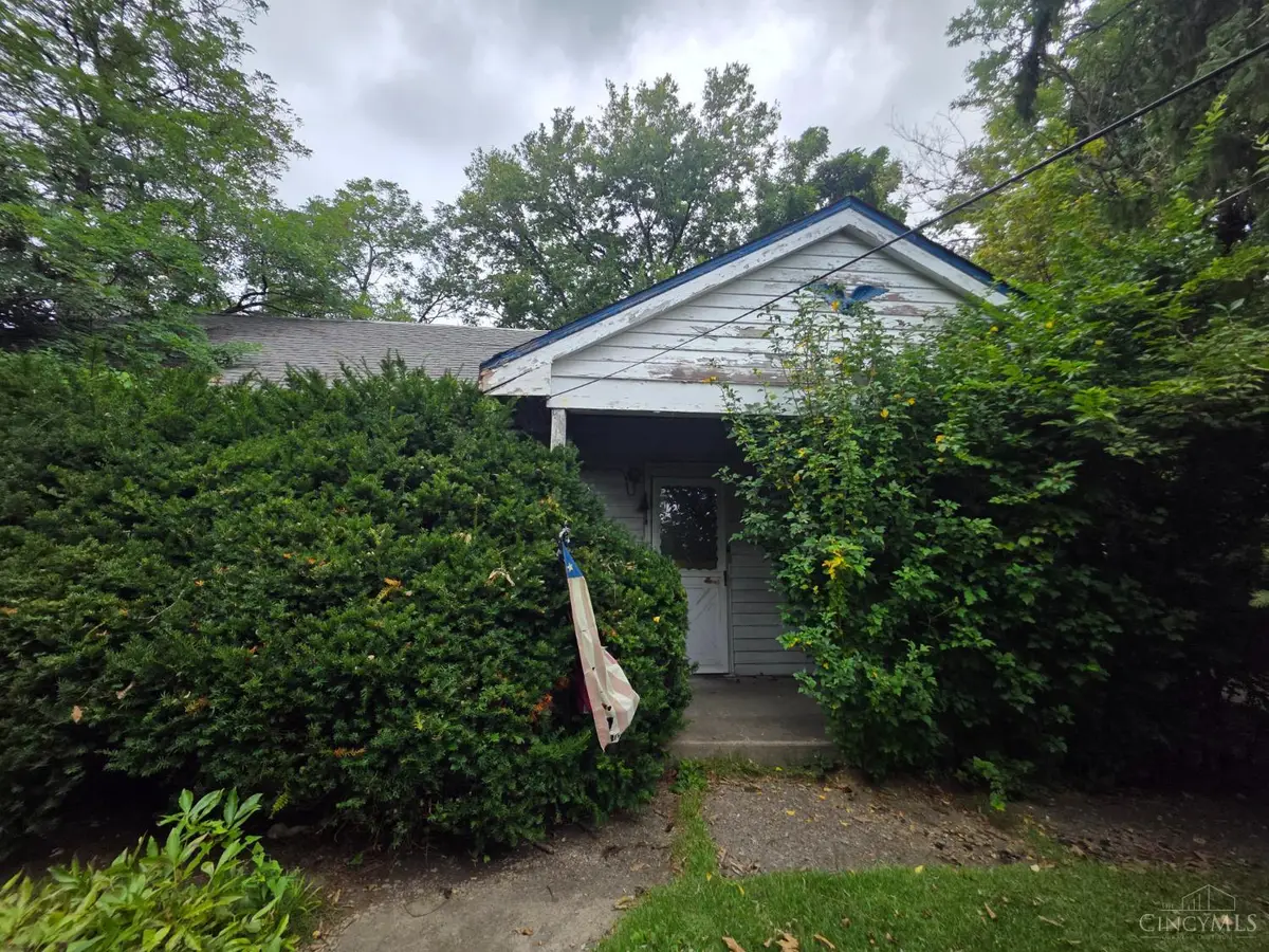 2460 Montana Avenue, Cincinnati, OH 45211 - #1