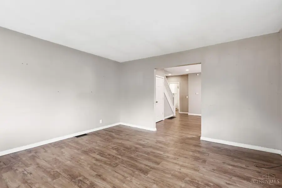 1620 De Armand Avenue, North College Hill, OH 45239 - #3