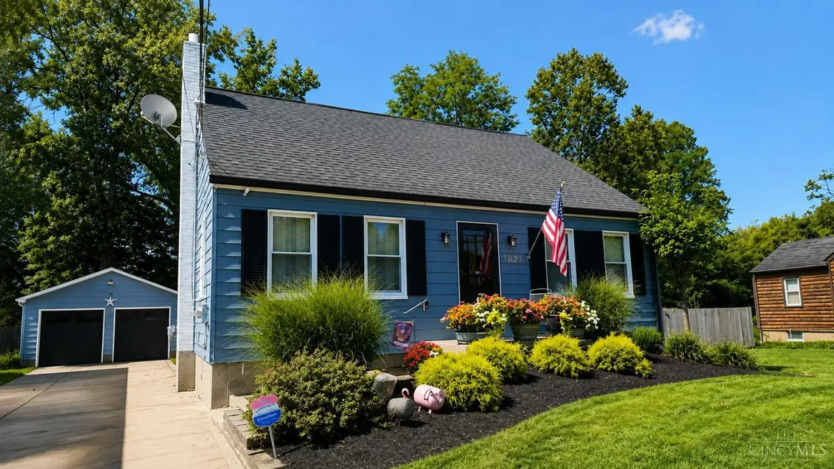 1021 W Seymour Avenue, Cincinnati, OH 45216 - #1