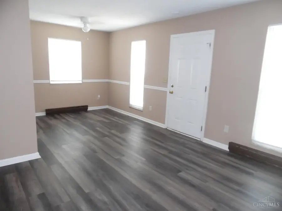 1107 Hunt Avenue, Hamilton, OH 45013 - #3