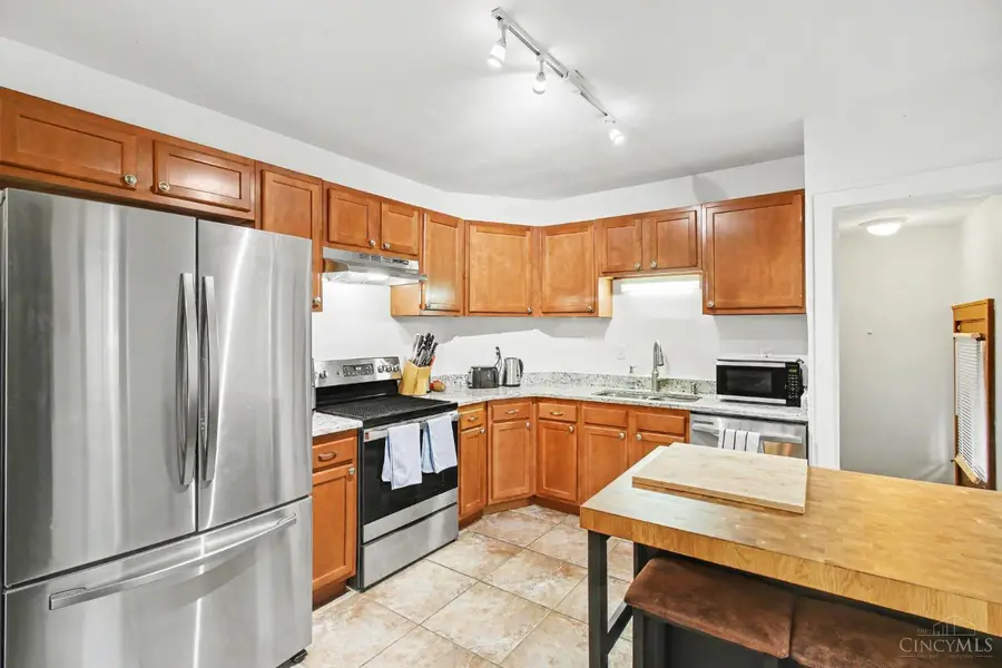 3058 Penrose Place, Cincinnati, OH 45211 - #3