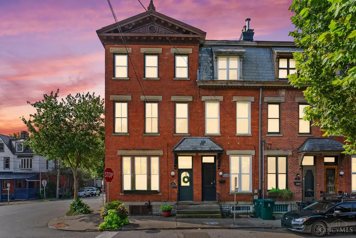 927 Paradrome Street #3, Cincinnati, OH 45202 - #1