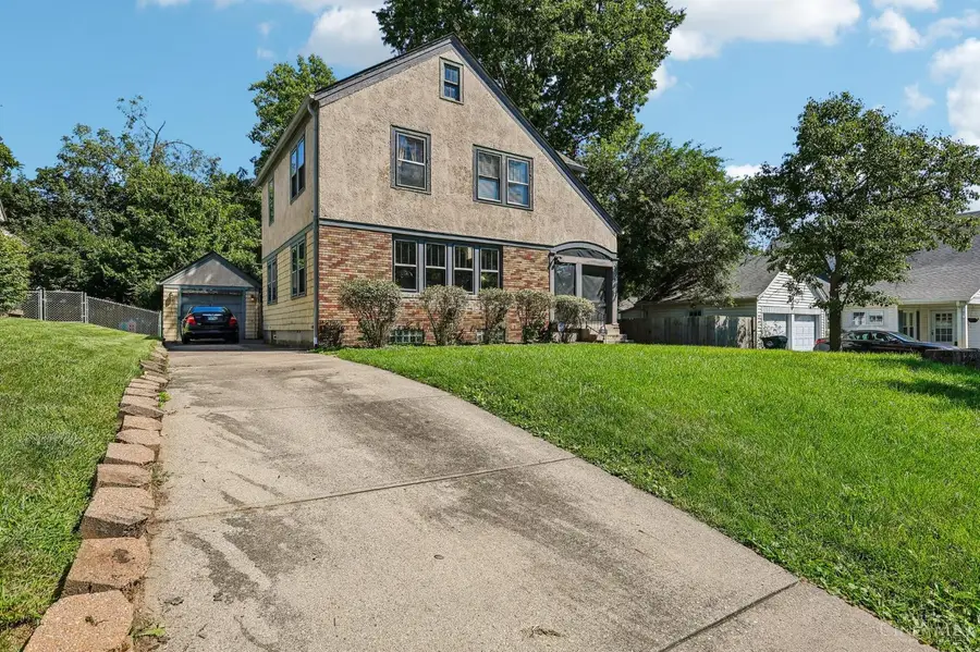 207 Aberdeen Drive, Middletown, OH 45042 - #2
