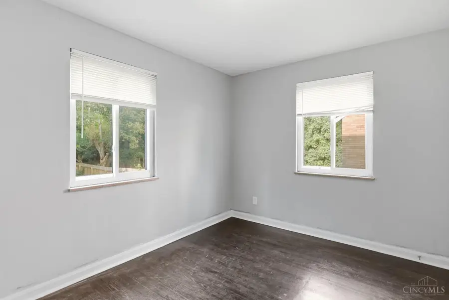 2712 W Galbraith Road, Colerain, OH 45239 - #3