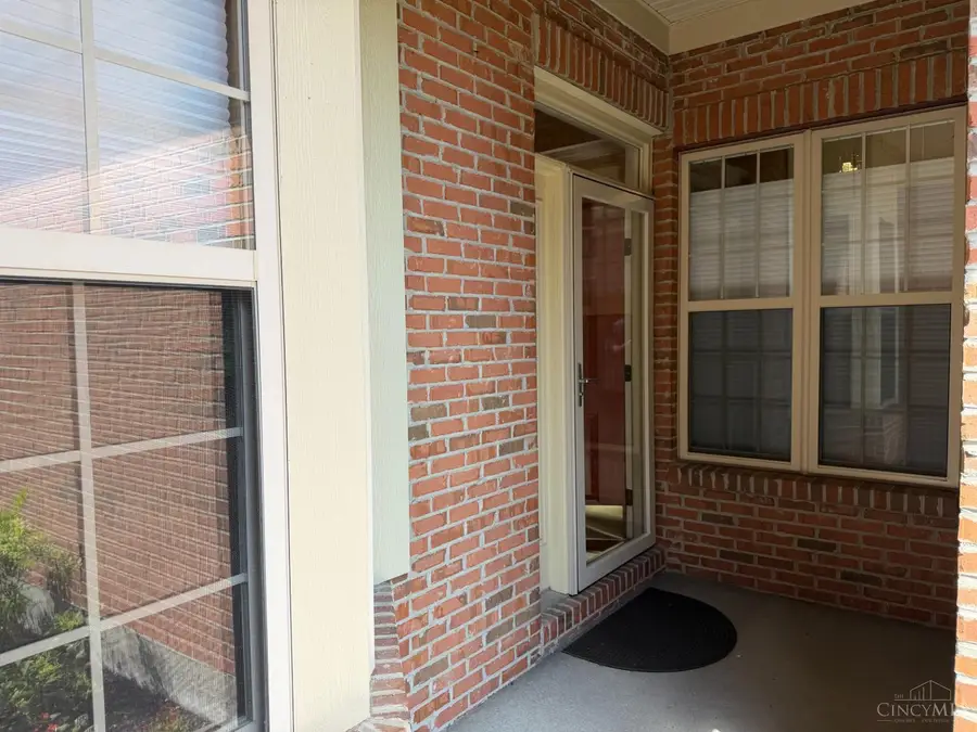 6533 Foxtail Lane, Liberty, OH 45044 - #3