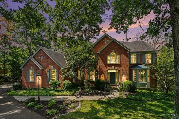 579 Ridgestone Drive, Cincinnati, OH 45255