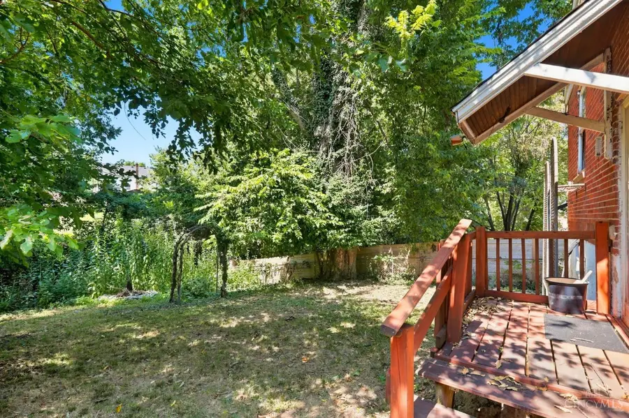 1635 Tuxworth Avenue, Cincinnati, OH 75238 - #3