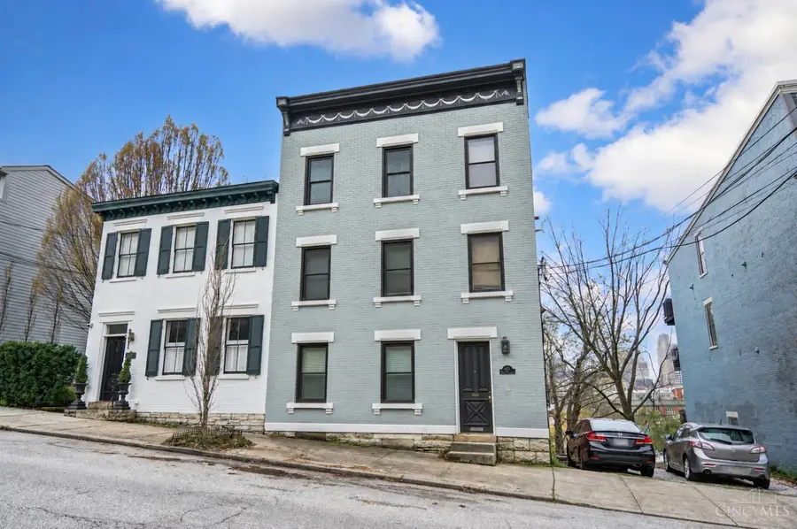 413 Milton Street #1, Cincinnati, OH 45202 - #2