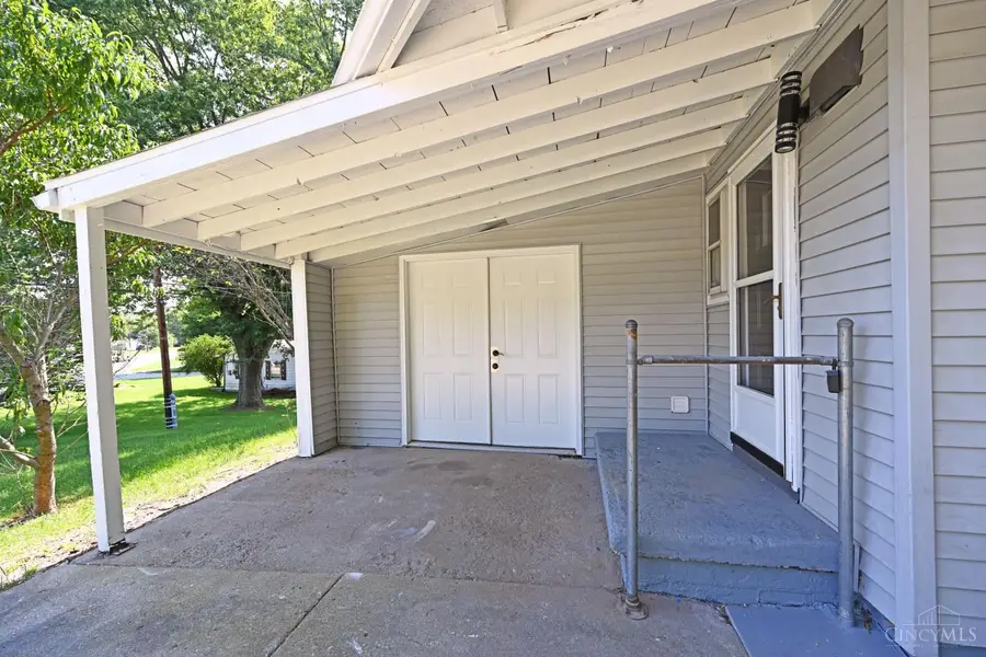 802 Johnson Avenue, Miamisburg, OH 45342 - #3