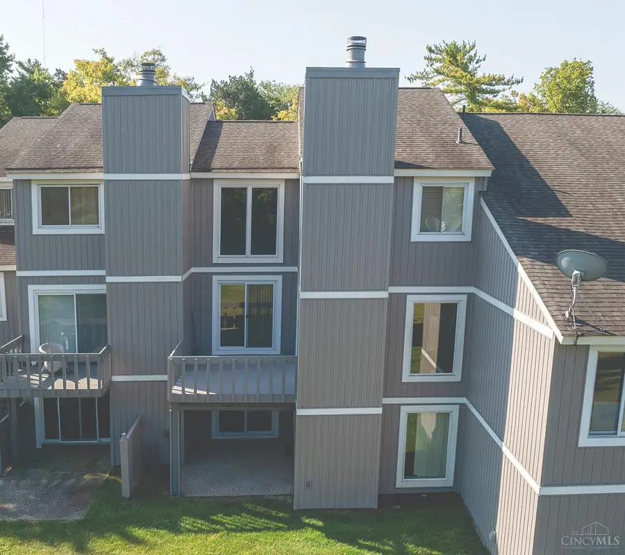45 Twin Lakes Drive, Fairfield, OH 45014 - #2