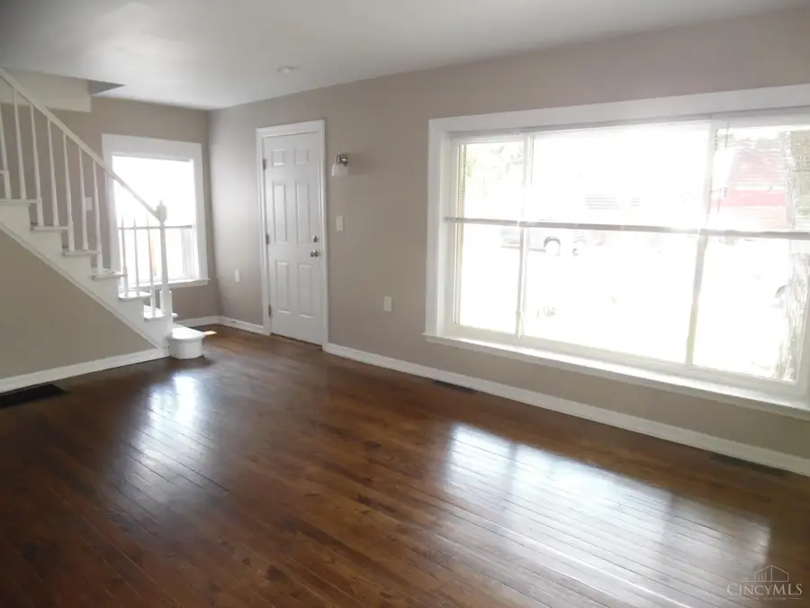 28 Chillicothe Avenue, Lebanon, OH 45036 - #3