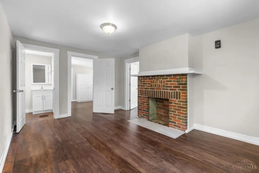 6212 Desmond Street, Cincinnati, OH 45227 - #3