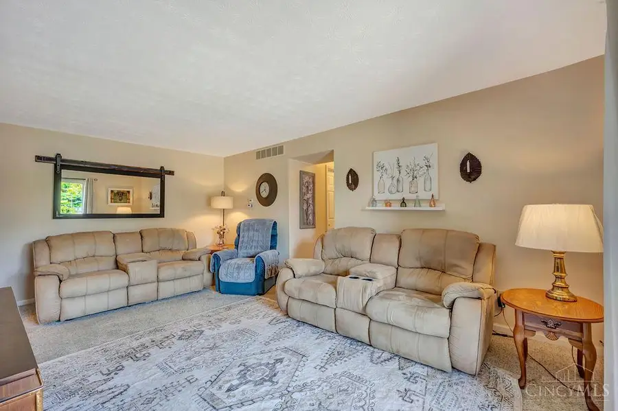 5365 Camelot Drive #42, Fairfield, OH 45014 - #3