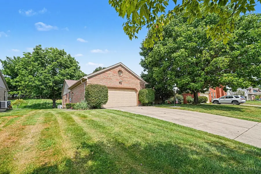 8356 Lakevalley Drive, Colerain, OH 45247 - #2