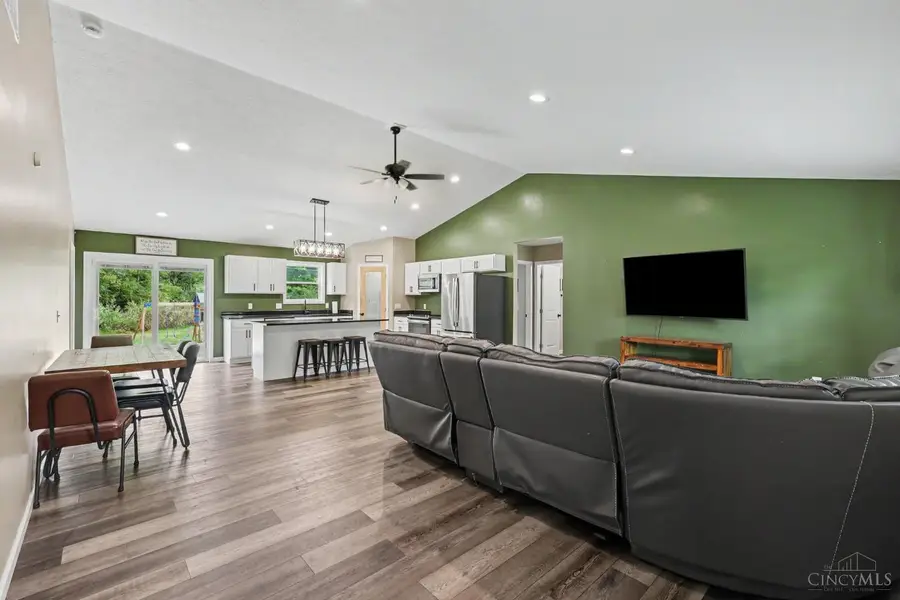 7425 King Road, Sardinia, OH 45171 - #2