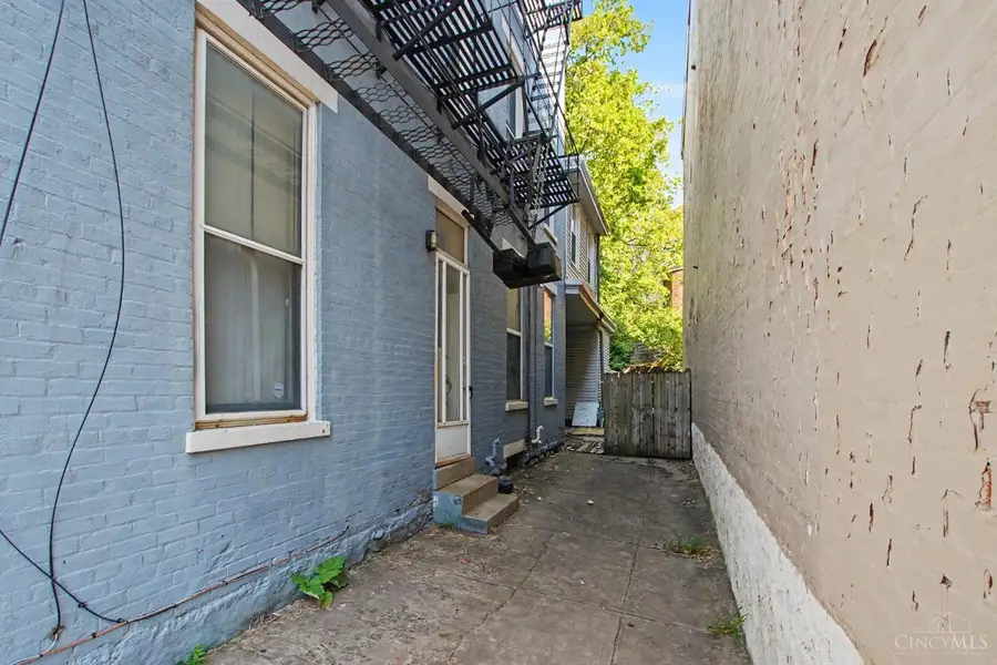 256 Warner Street, Cincinnati, OH 45219 - #3