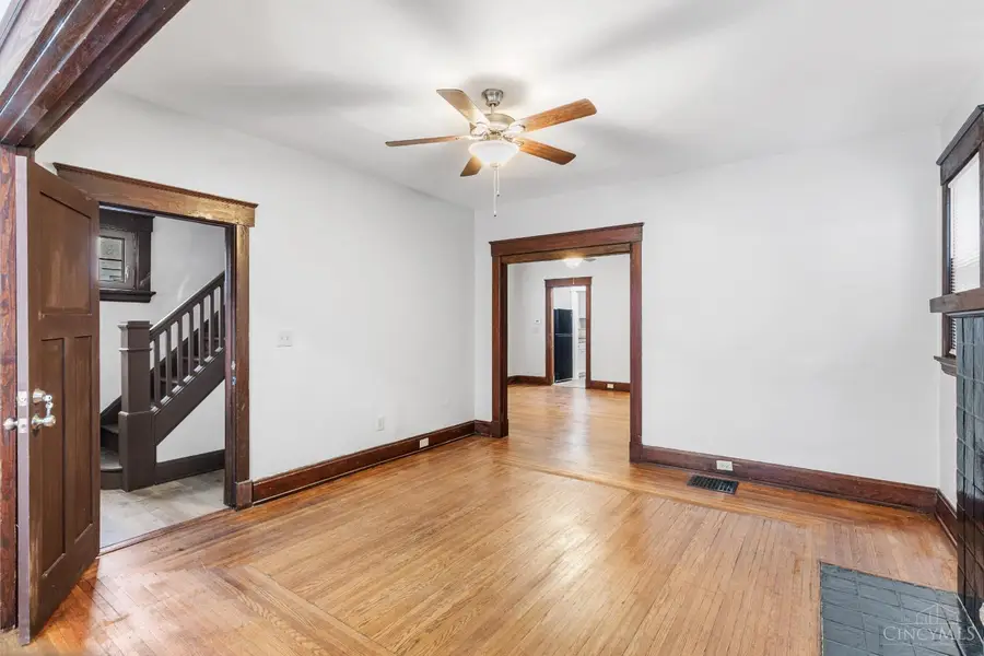 244 Dorchester Avenue, Cincinnati, OH 45219 - #3
