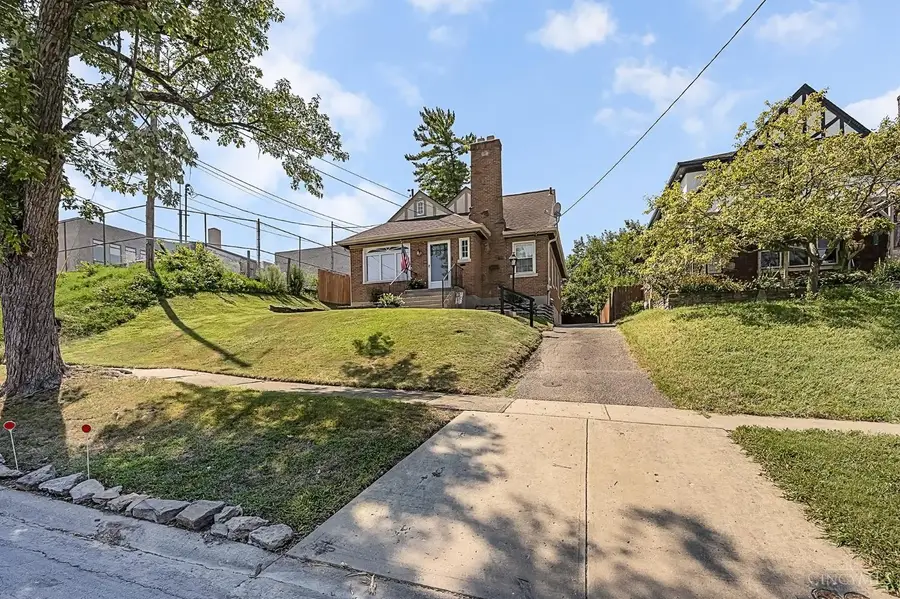 3333 Meyer Place, Cincinnati, OH 45211 - #3