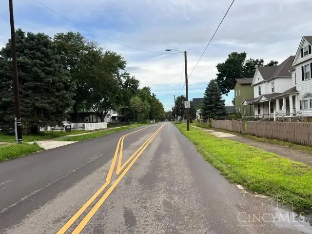 275 Linden Avenue, Dayton, OH 45403 - #3