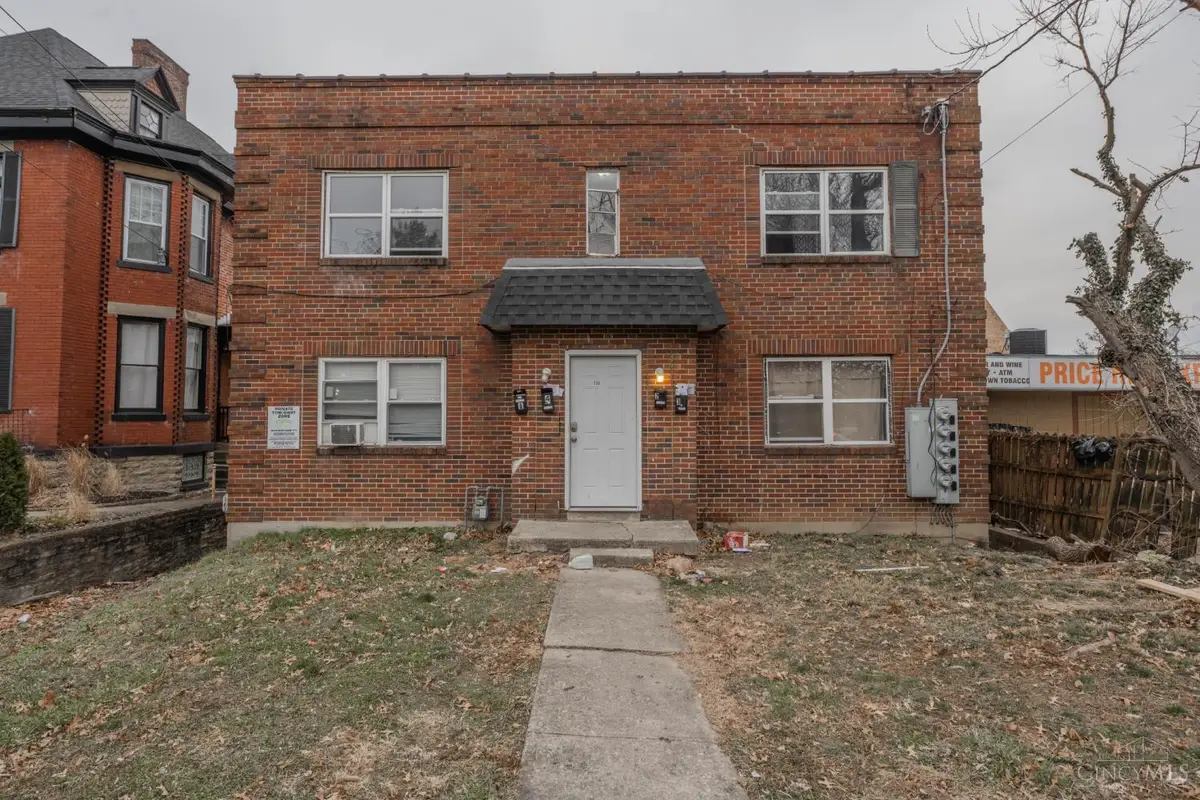 735 Elberon Avenue, Cincinnati, OH 45205 - #1