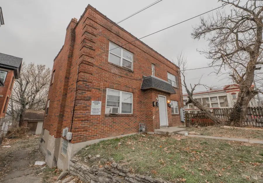 735 Elberon Avenue, Cincinnati, OH 45205 - #2