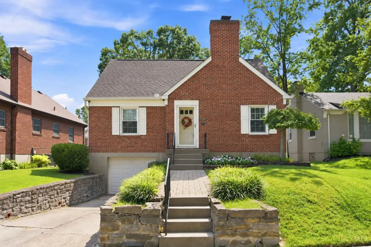 3307 Maplecrest Place, Cincinnati, OH 45209 - #1