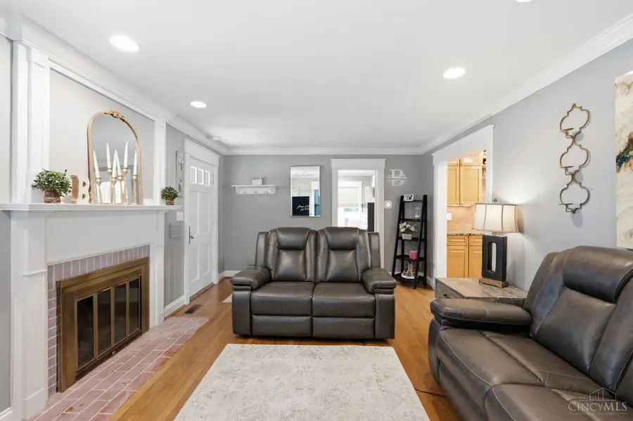 3307 Maplecrest Place, Cincinnati, OH 45209 - #2