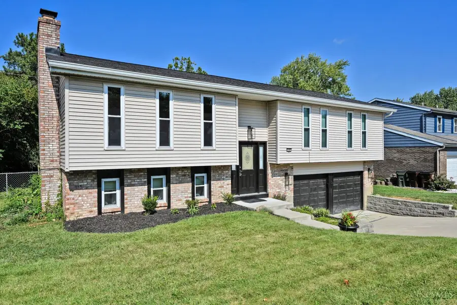 11931 Blackhawk Circle, Pleasant Run Farm, OH 45240 - #2