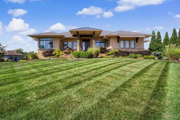 8303 Turning Leaf Crossing, Clearcreek Twp., OH 45066