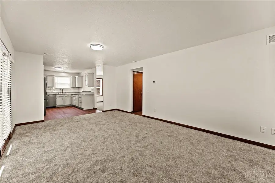 6344 Lakota Meadows Drive, Liberty, OH 45044 - #3