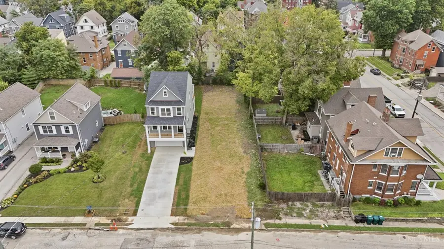 1572 St Leger Place, Cincinnati, OH 45207 - #2