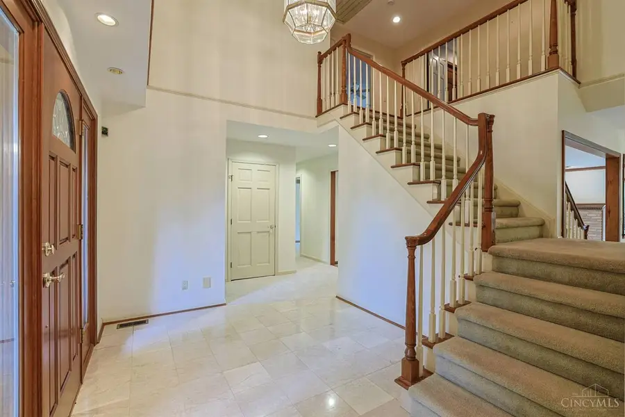 9202 Souffle Circle, Symmes Township, OH 45140 - #3