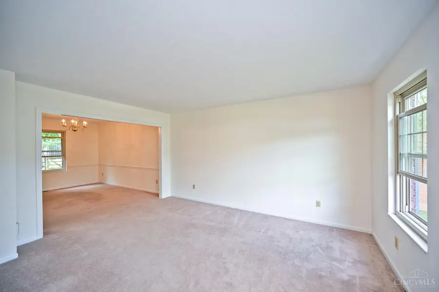 8738 Sarahs Bend Drive, Cincinnati, OH 45251 - #3