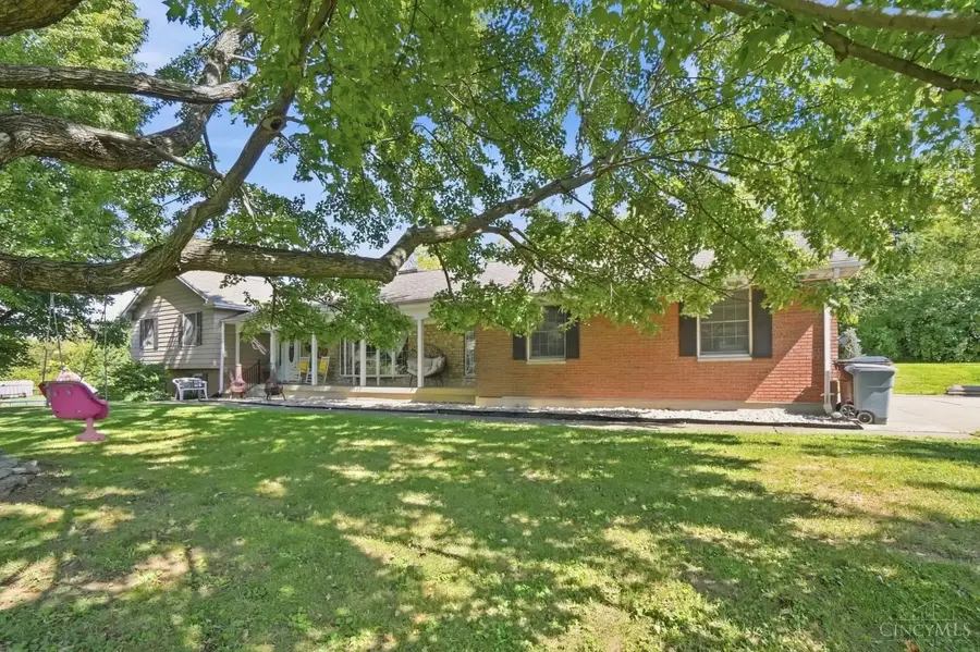 6272 Hendrickson Road, Turtlecreek, OH 45044 - #2