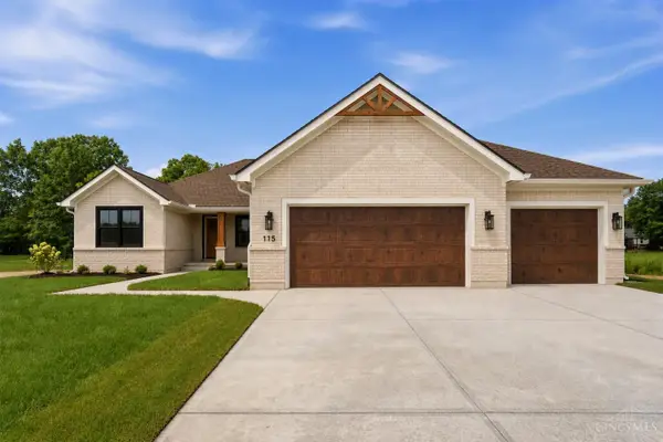 115 Cedar Creek Circle, Springboro, OH 45066
