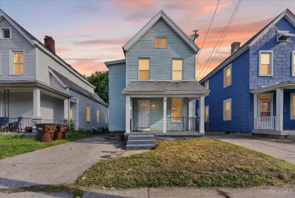 106 Township Avenue, Elmwood Place, OH 45216