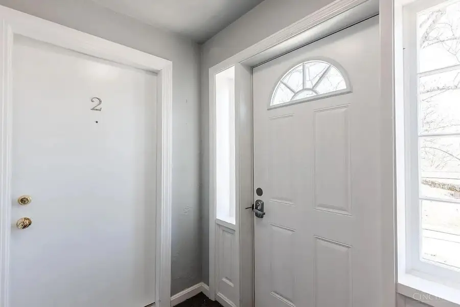 1735 Sutton Avenue, Cincinnati, OH 45230 - #2