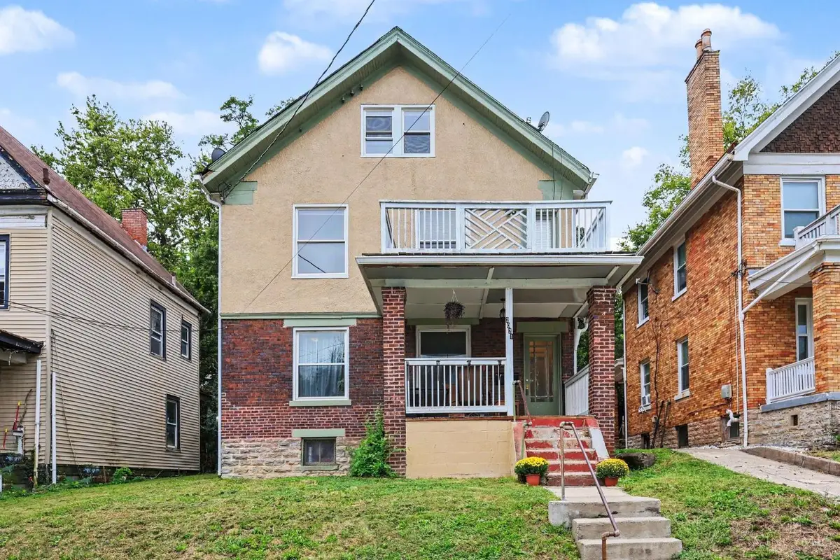 2021 Burnet Avenue, Cincinnati, OH 45219 - #1