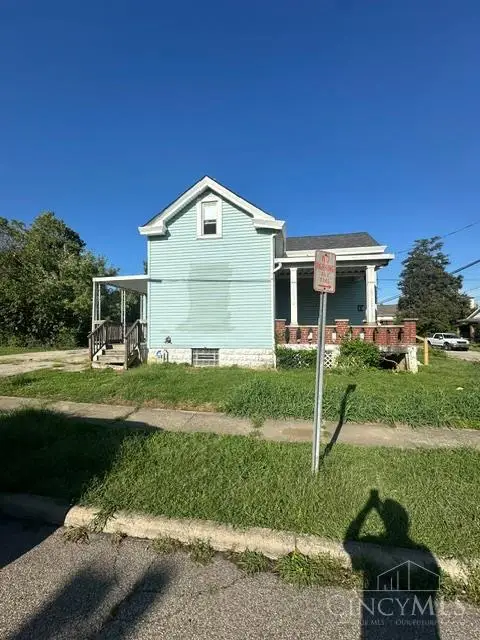 1701 De Armand Avenue, North College Hill, OH 45239