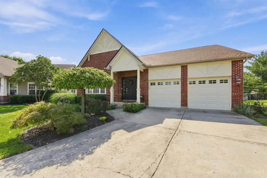 6955 Hunters Close, Maineville, OH 45039 - #3