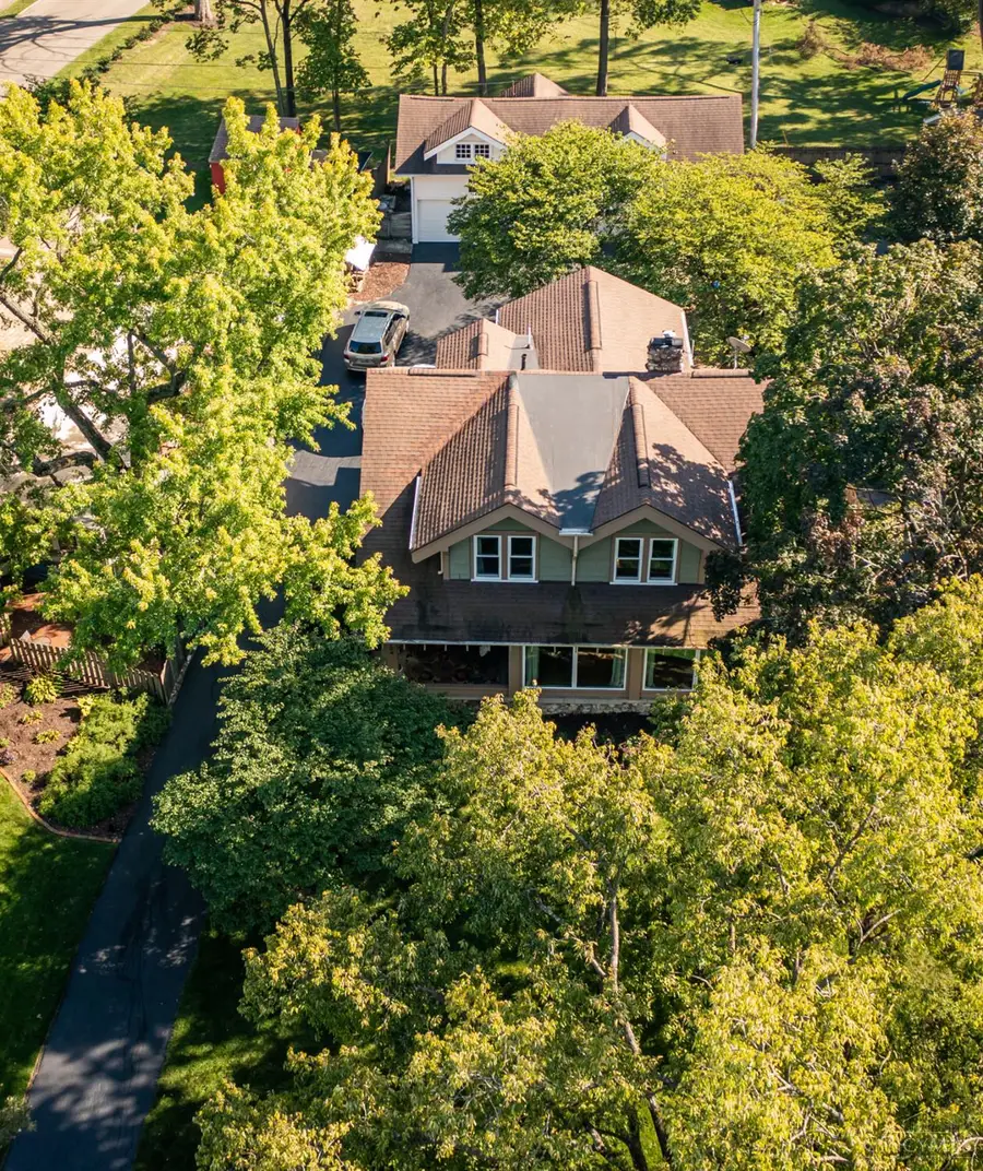 204 W Schantz Avenue, Oakwood, OH 45409 - #2