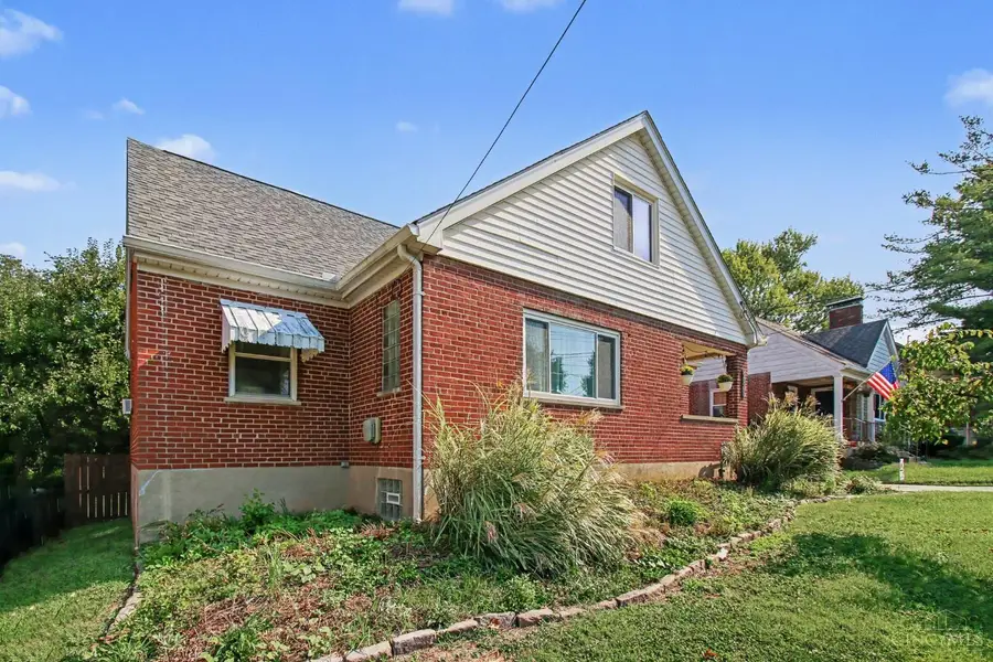 5216 Ralph Avenue, Covedale, OH 45238 - #3