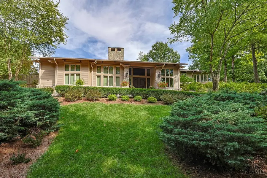 736 Elsinboro Drive, Cincinnati, OH 45226 - #3